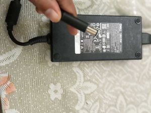 DELL LAPTOP CHARGER NEW AND ORIGINAL 180.0 WATT