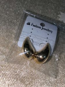 Earrings ♥️