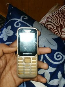 Samsung Guru Music 2 SM-B310 (Display Broken)