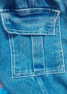 on saleee!!! zara contrast stich jeans