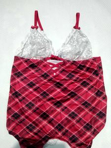 (816) Full Dress 32