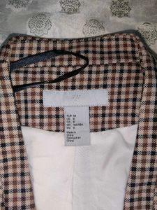H&amp;M women Checked Blazer