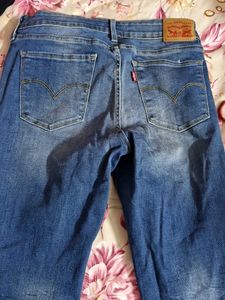 Levi's Jeans - Stylish &amp; Comfortable