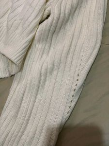 Sweater With Knot