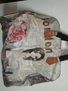 Big Hand Or Carry Bag For Women