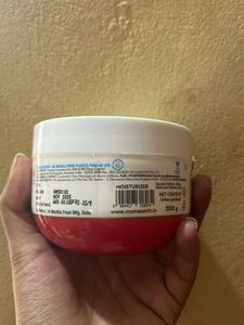 Mamaearth Beetroot Moisturizing Cream