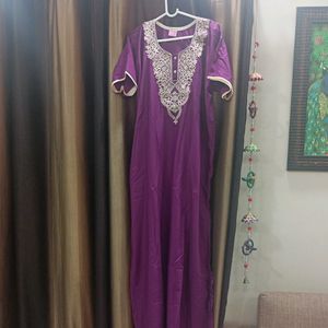 Soft cotton Neck embroidery gown