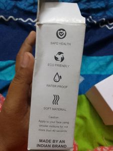 Face Ice Roller And Shampoo
