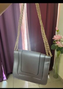 Chic Crossbody Chain Bag