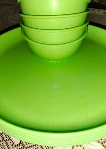 GREEN DINNERWARE SET 💚