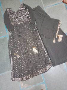 Naayra Cut Dress