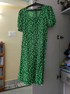 Green Puff Sleeve Dress
