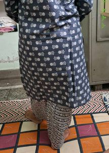 Floral Print Kurti Wth Pant- Elegant &amp; Comfortable