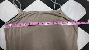 Sleeveless Bust 32