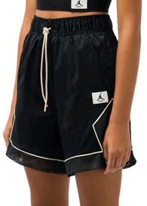 Jordan Women's Diamond Shorts 🖤
