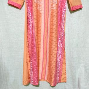 Ahika Peach And Pink Printed Crepe Kurti