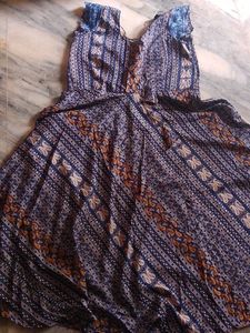 It's A Line Kurti