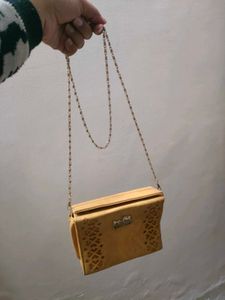 Vintage Inspired Shoulder Bag