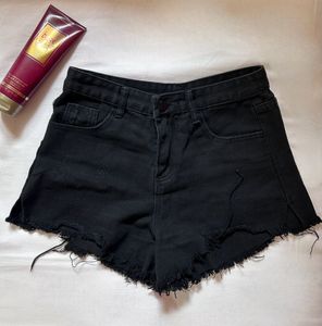 Black urbanic Shorts
