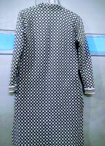 Checkered Pattern Knit Kurta
