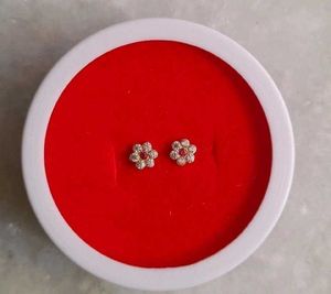 Beautiful New Shaining Stone Studs