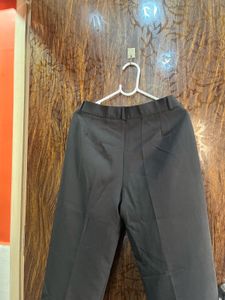 30 waist Korean black pant for women