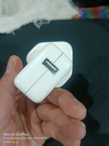 UK Based Apple 3 Pin Charger