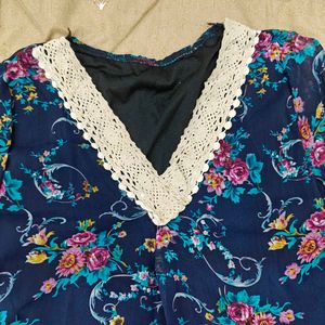 🌸Stylish Balloon Sleeves Top🌸