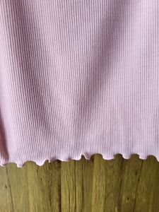 H&amp;M Lace Trimmed Crop Top/ SIZE-M