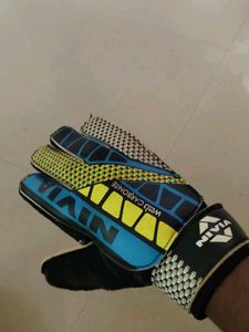 Nivia Goalkeeper Gloves