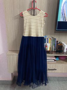 Girl&#39;s Party Dress