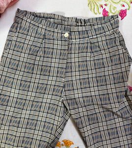 Trendy Plaid Trousers