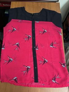 Chic Bird Print Top