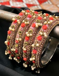 Elegant Floral Bangle Set