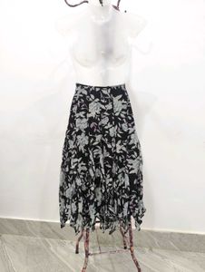 Floral Hem Midi Skirt