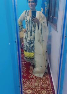 Pakistani Suit