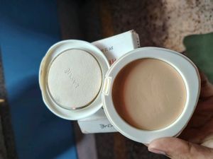 Lakme Compact