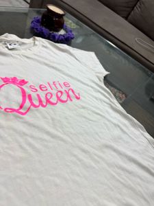 Selfie Queen White Tshirt