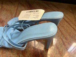 Brand New Blue Heels 👠