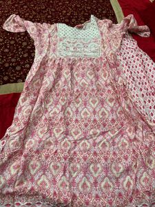 Elegant Pink Printed Kurta Set