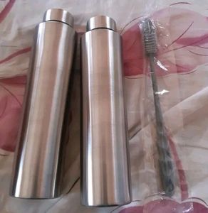 Stainless Steel Bottle Pack Of 2😊