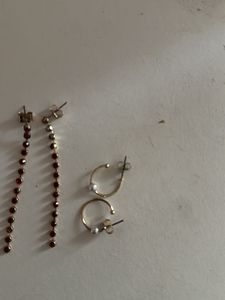 Gold Tone Earring Set
