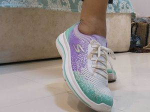 Lavender Skechers Performance Stretch Fit