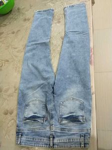 Light Wash Graphic Jeans