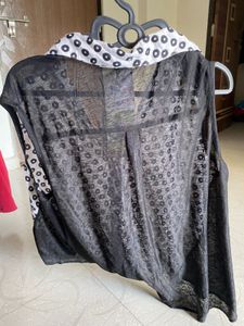 New Remanika Polka Dot Sleeveless Top – Size M
