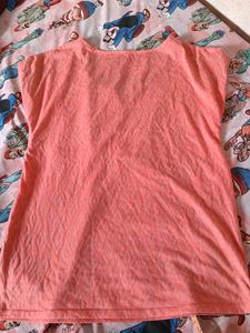 Asthetic minimal T shirt for women