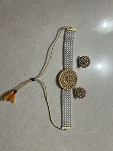 Neckless