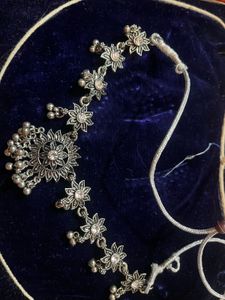Silver Tone Floral Hair Jewelry