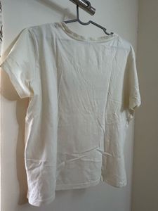Off White Color Tshirt