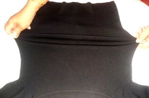Black Zigzag Neckline Top – S